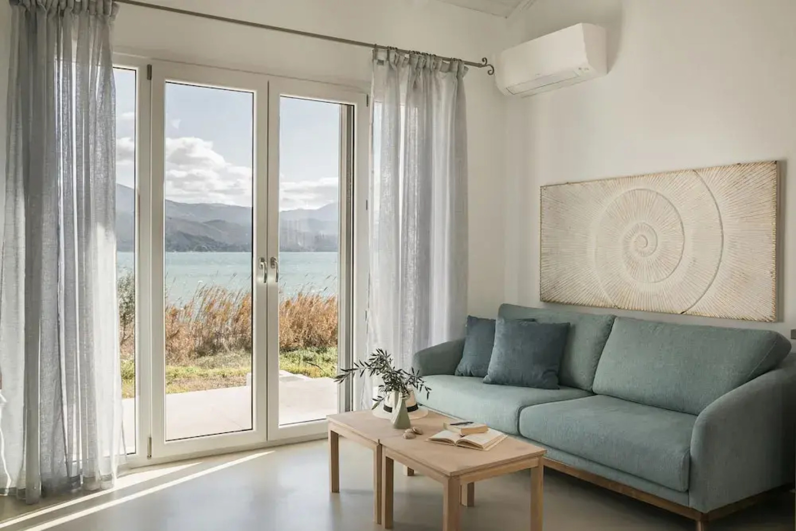 Apollonides Seafront Villa 1 “Aoede”