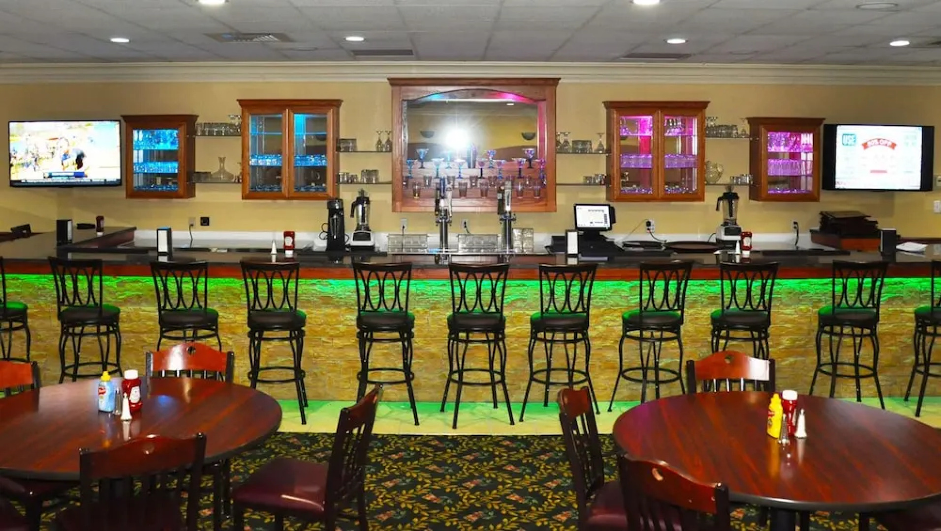 Mangnuson Hotel East Sandusky