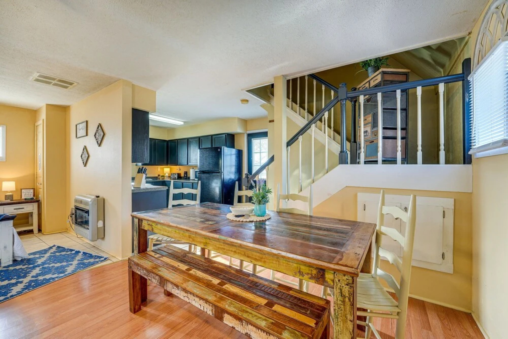 Charming Studio Home 12 Mi to Eureka Springs!