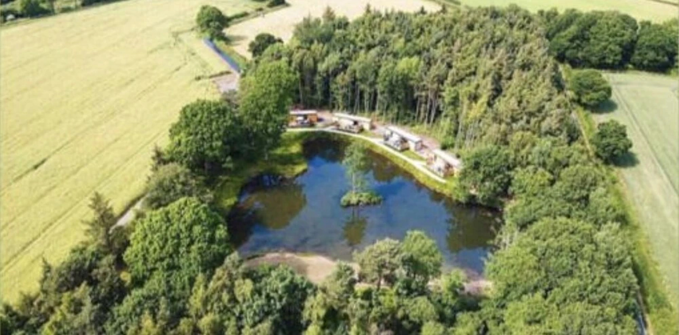 Rowan Boutique Lodge for Couples With a dog