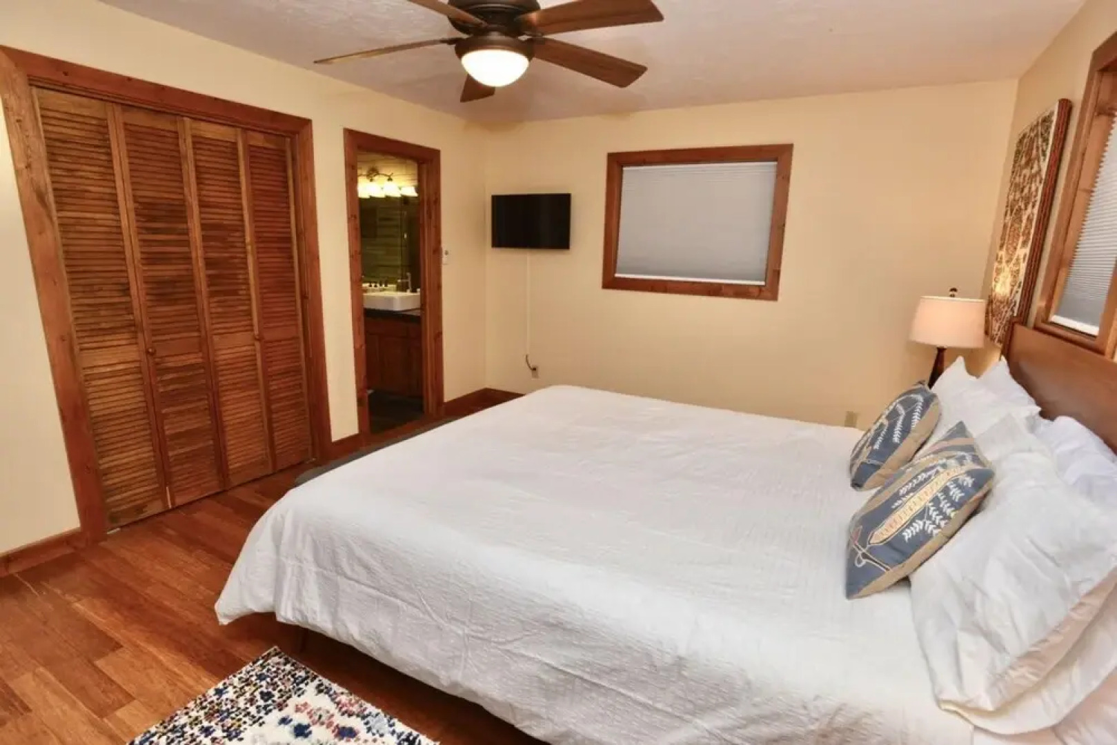 Bearadise by Casago Mccall - Donerightmanagement