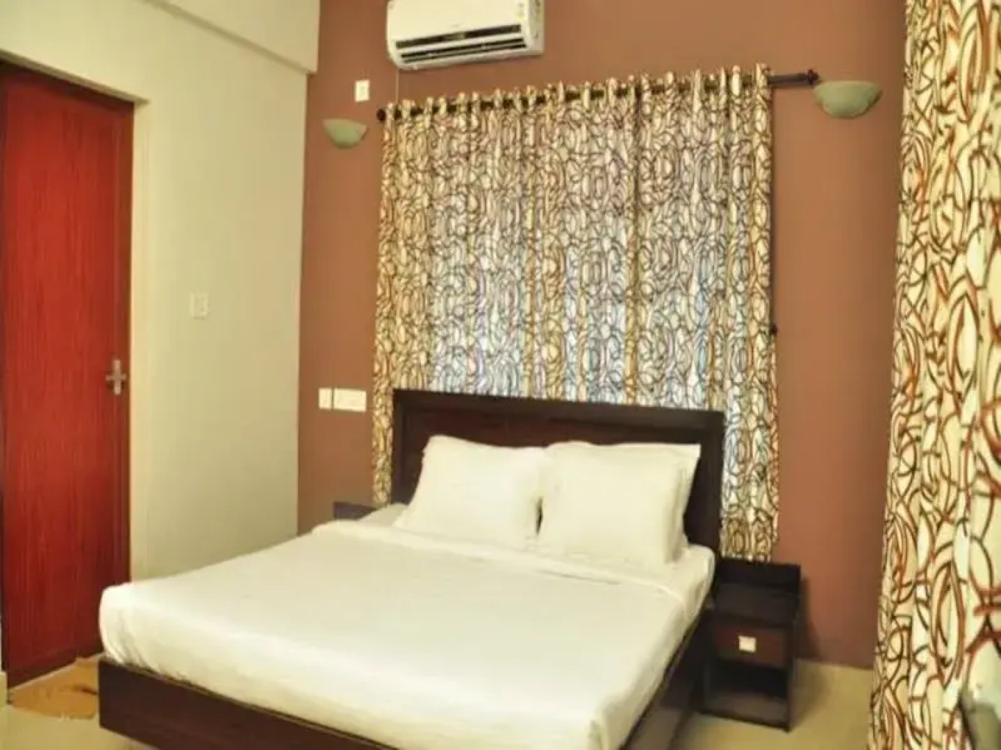 Sreepathi Indraprastha Hotel and Serviced Apartments