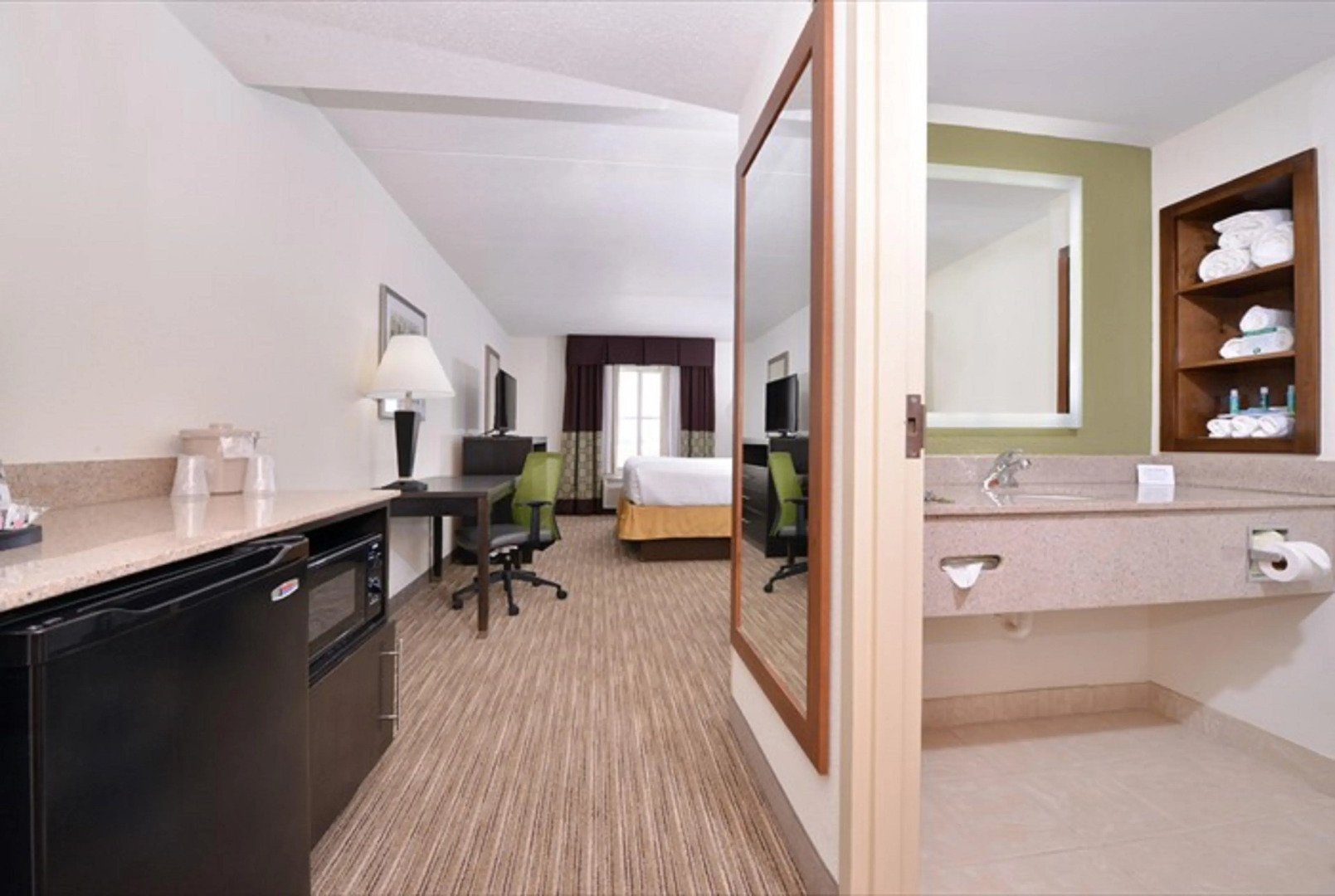 Holiday Inn Express Hotel & Suites Mooresville - Lake Norman by IHG
