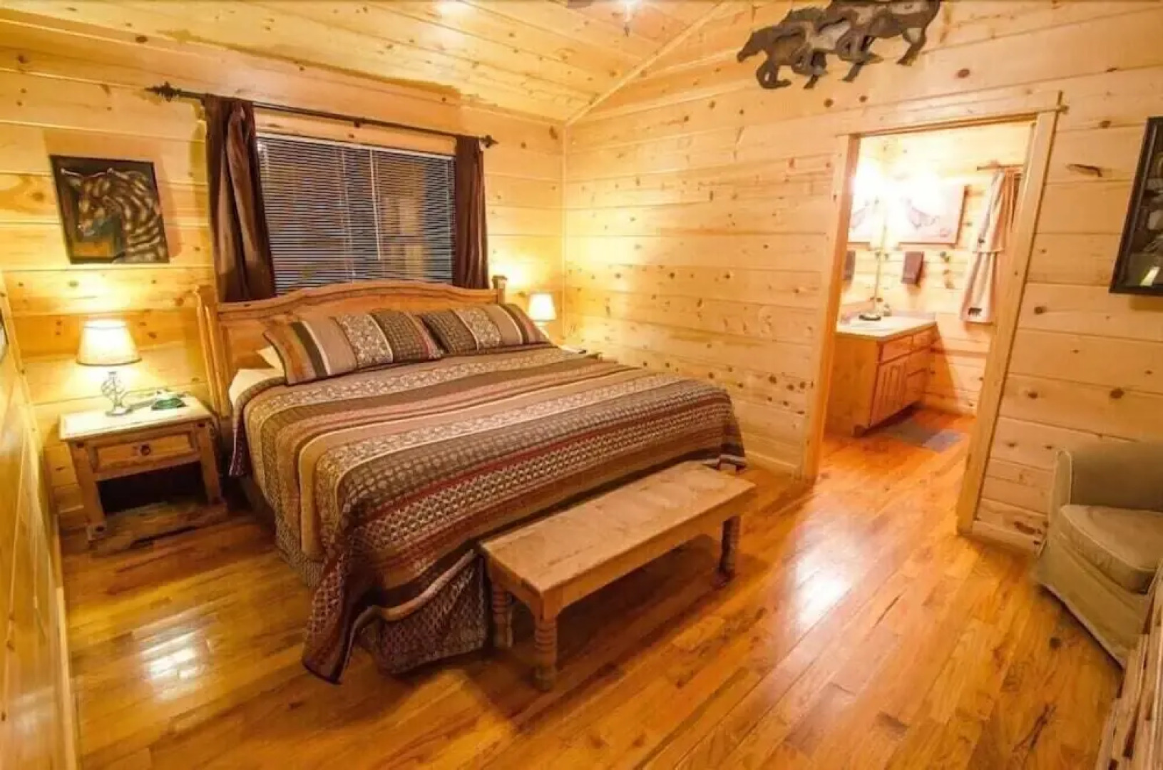 4R Escape Lodge - 2 Br Cabin