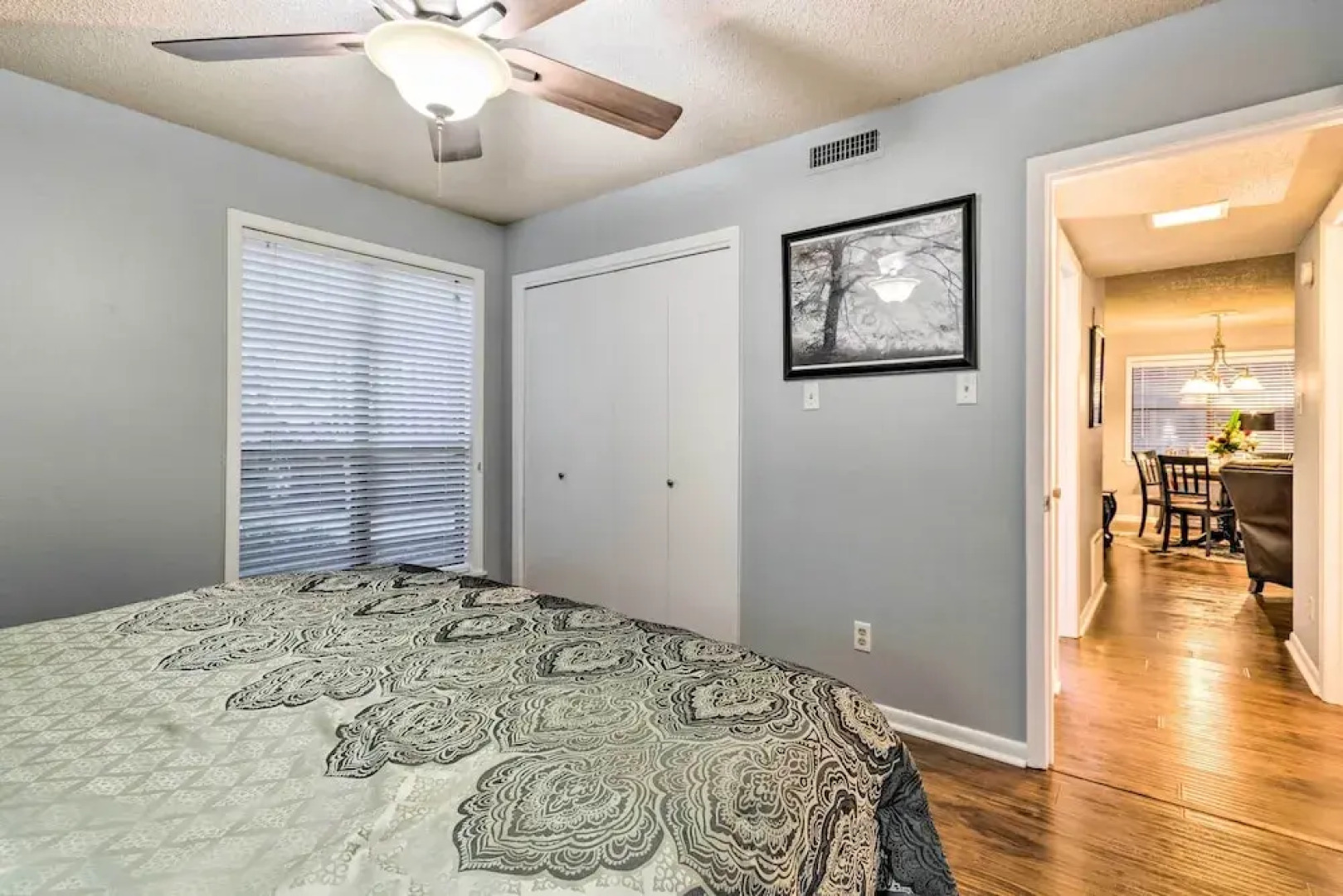 Sunset-view Resort Condo on Lake Hamilton!