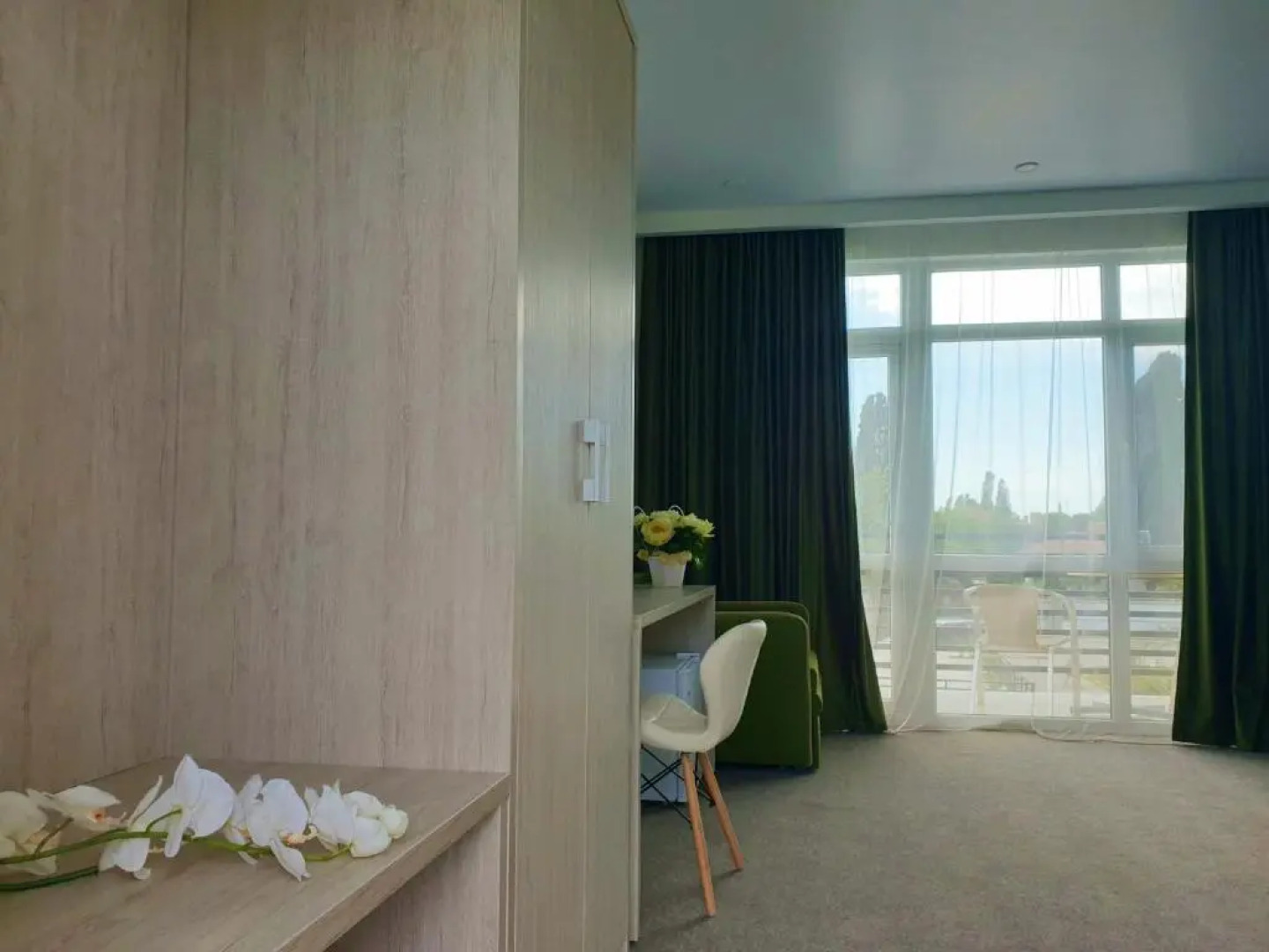 Club Resort Hotel «OASIS»