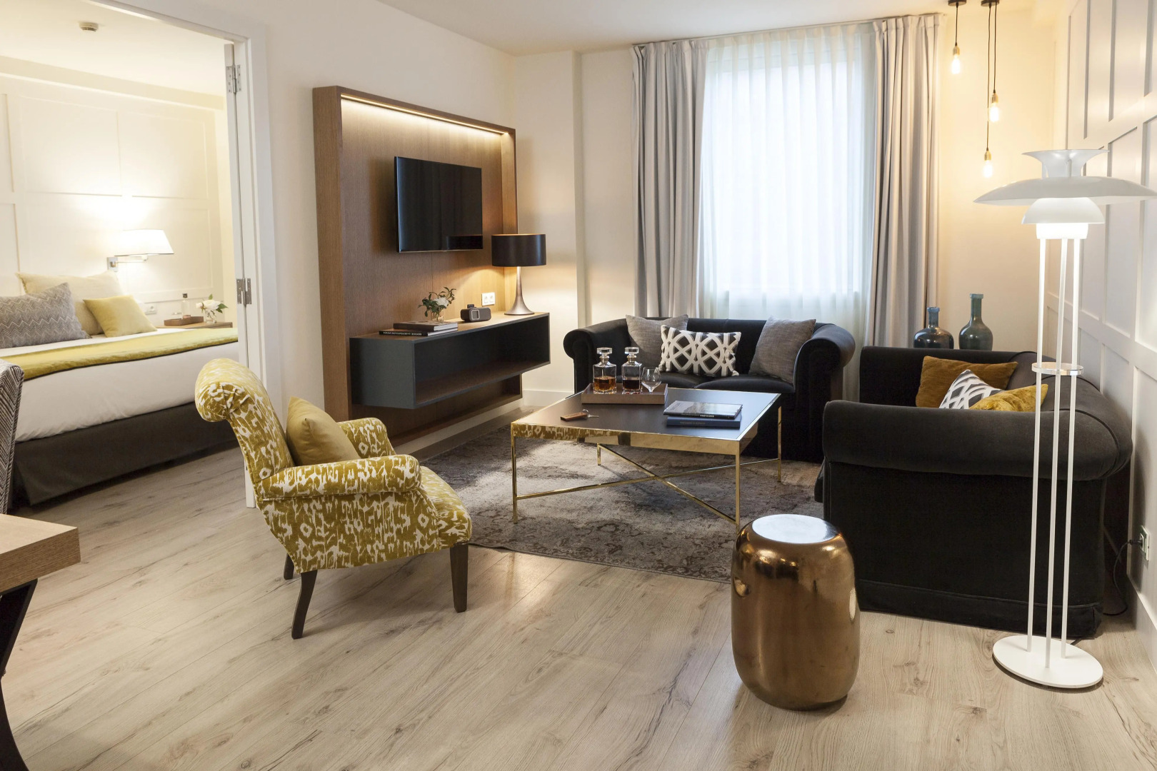 Gallery Hotel