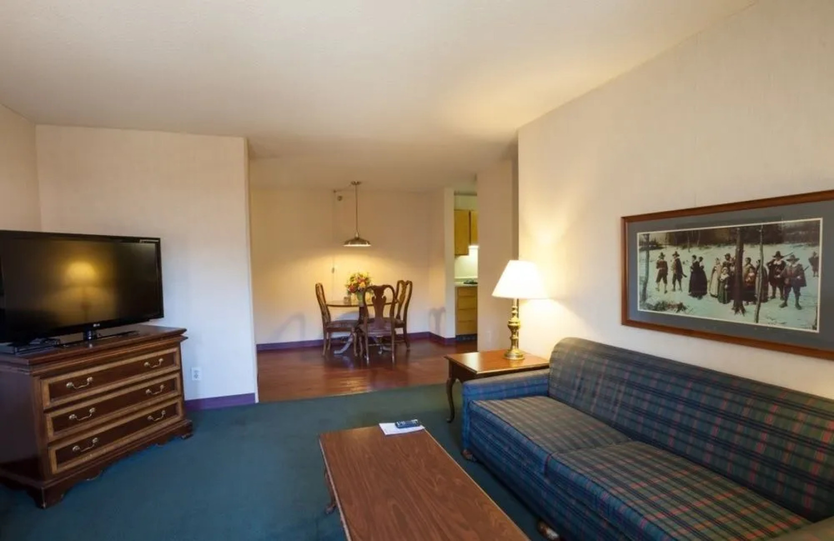 Garfield Suites Hotel