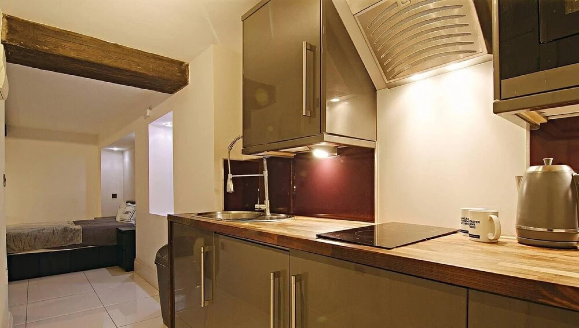 Lovely 1-bed Apartment in Lancaster, England