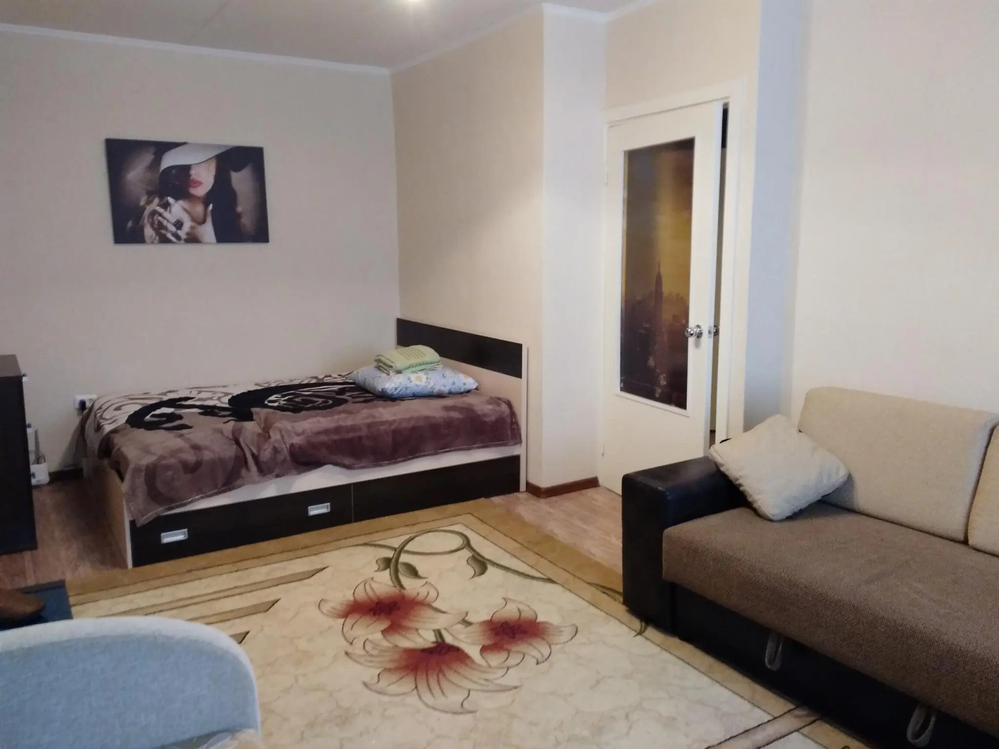 Апартаменты на проспекте Ленина 75А