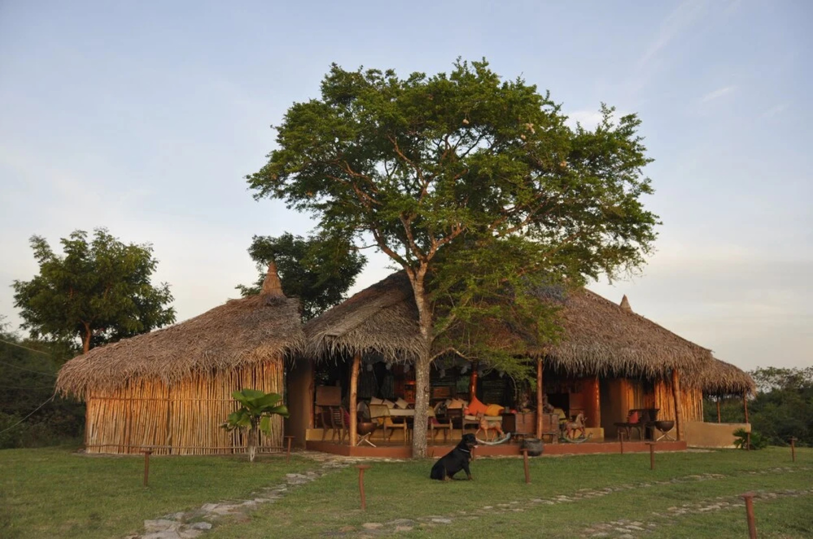 Cadjan Earth eco lodge