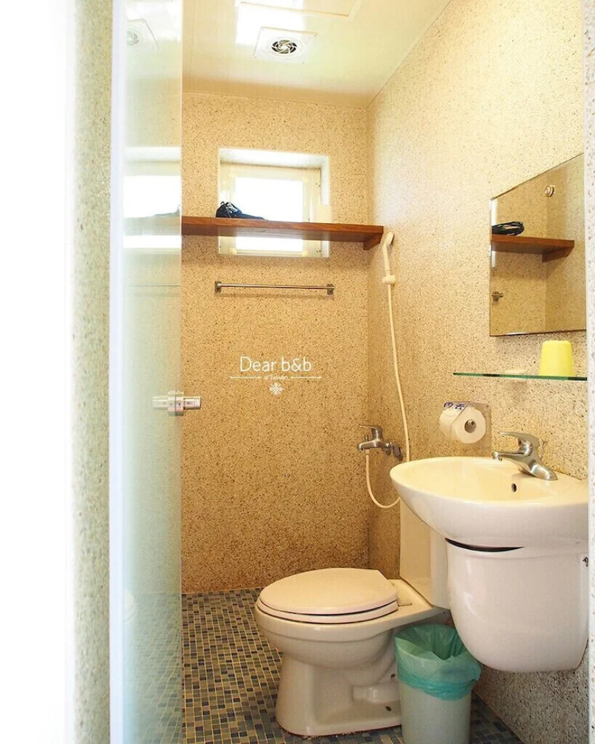 Ecotourism skim month B&B