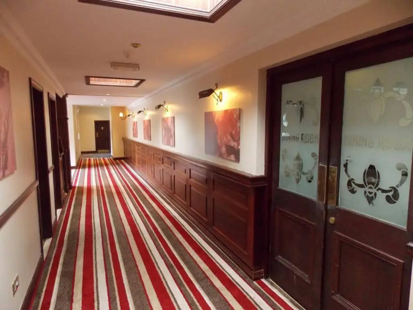 Hillgrove Accommodation & Nightclub