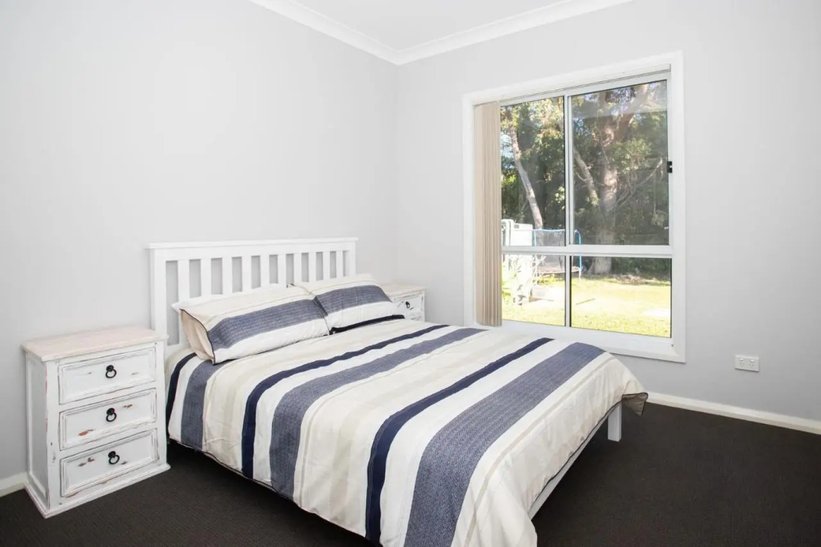 Lovedaze 10 Boomer Cres