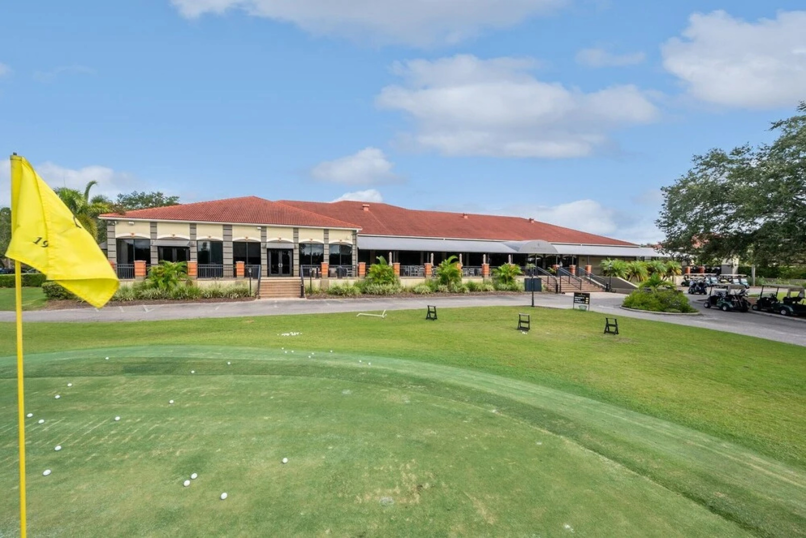 2 bedroom Tampa Condo at Private Golf Course 2 Condo by RedAwning