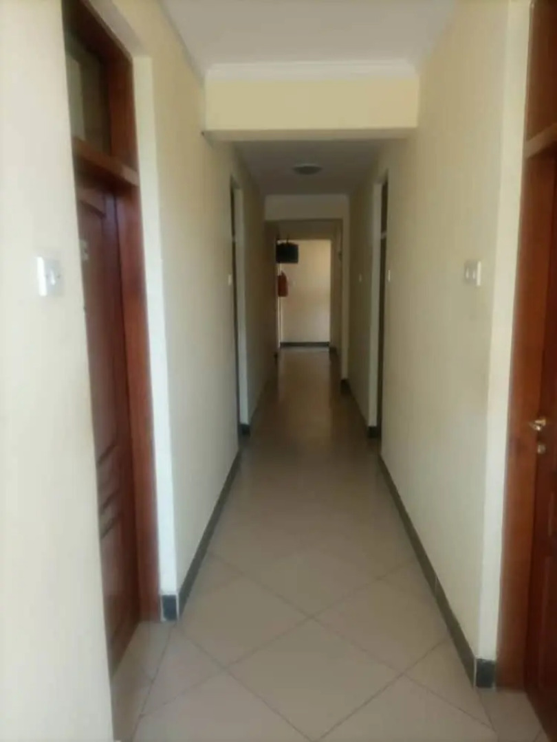 Holmand Hotel