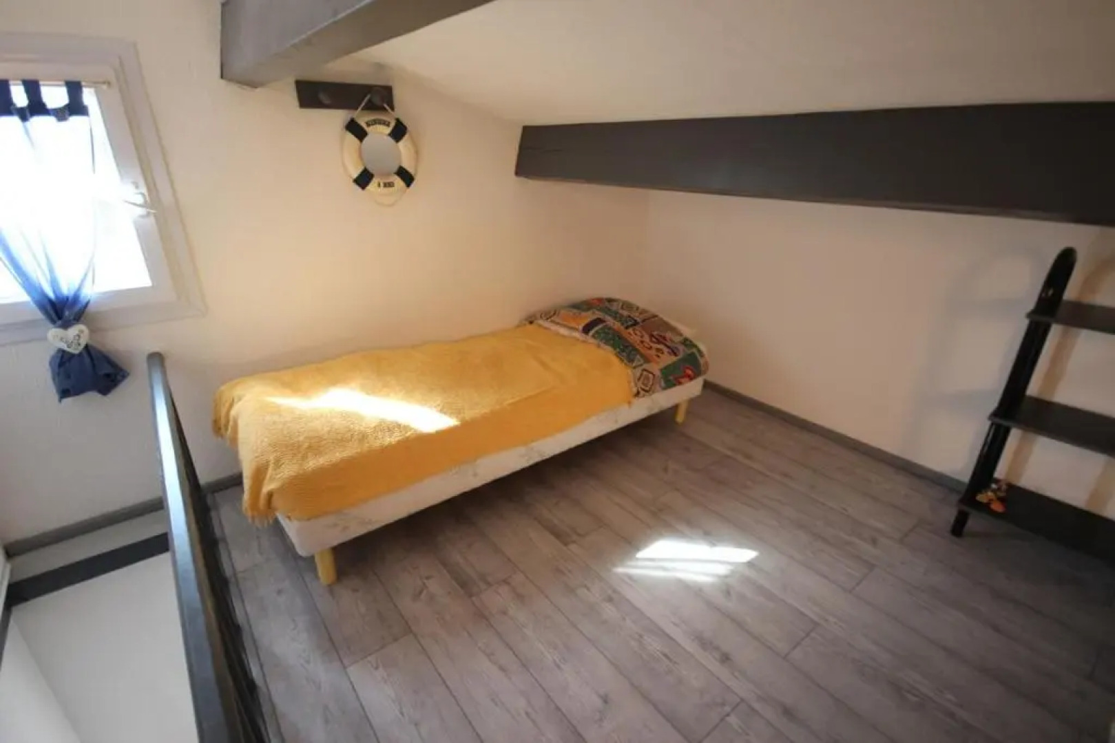 Belle villa 5 couchages a 100 m de la plage 1 chambre 1 grande mezzanine terrasse ombragée parking dans résidence sécurisée LRVM66