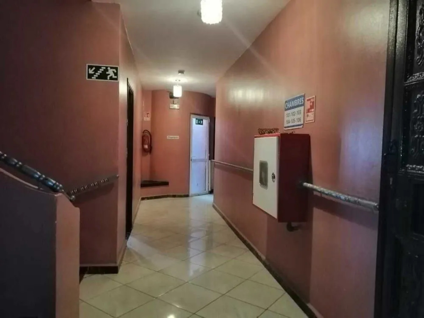 Senhaja Hotel - Hostel