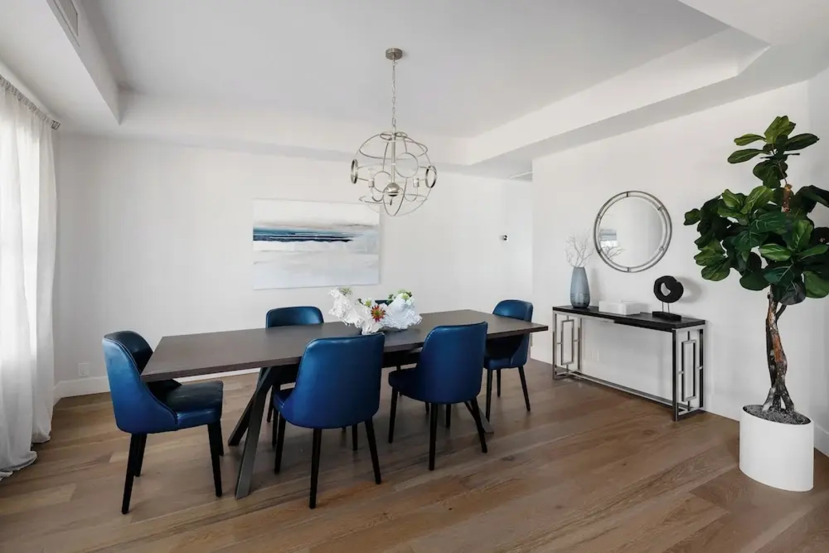 Majestic Mountain Mansion-pool -spa & Guest House