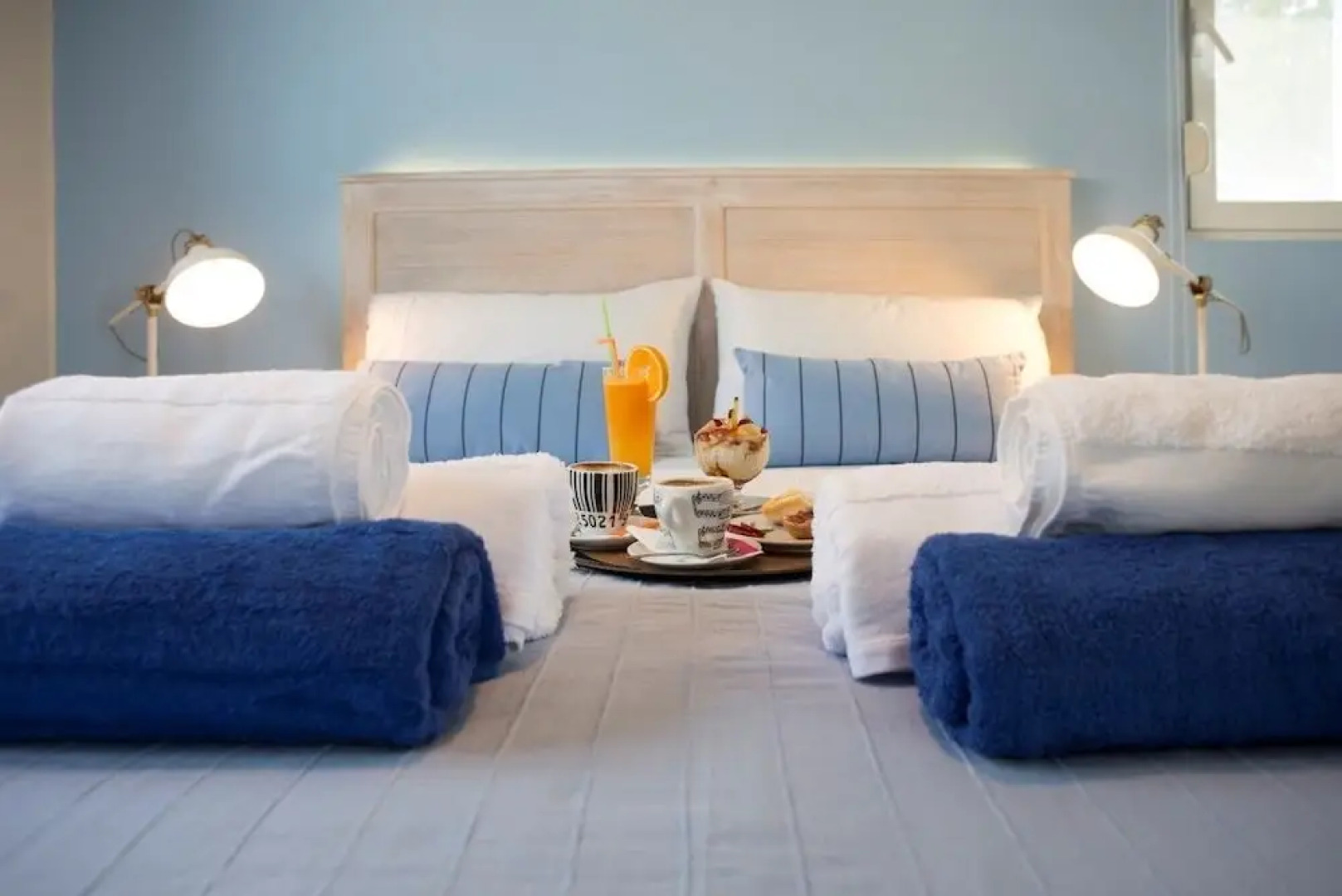 Seabreeze Villa - with Jacuzzi & heated pool