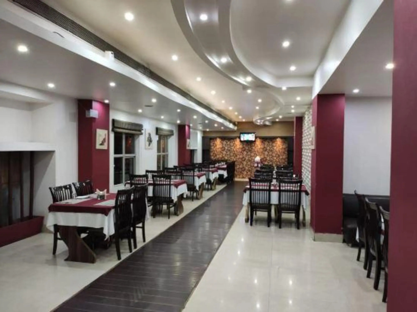 Hotel Rajdhani Regency