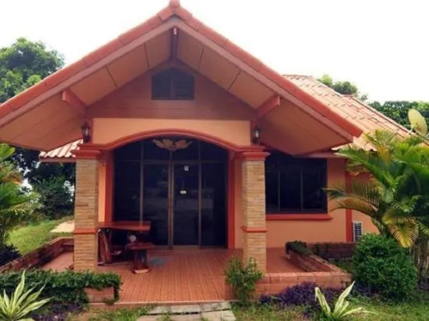 Bann Rim khong Resort