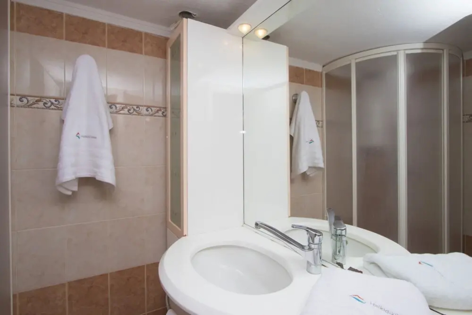 Encore Seaside Villa, Posidi