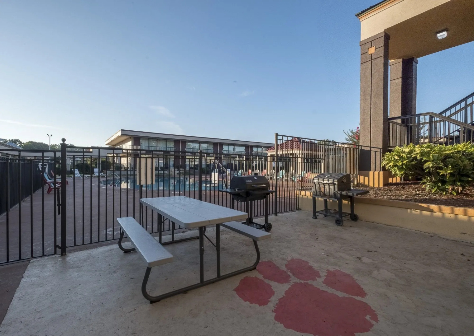 Horizon Inn & Suites