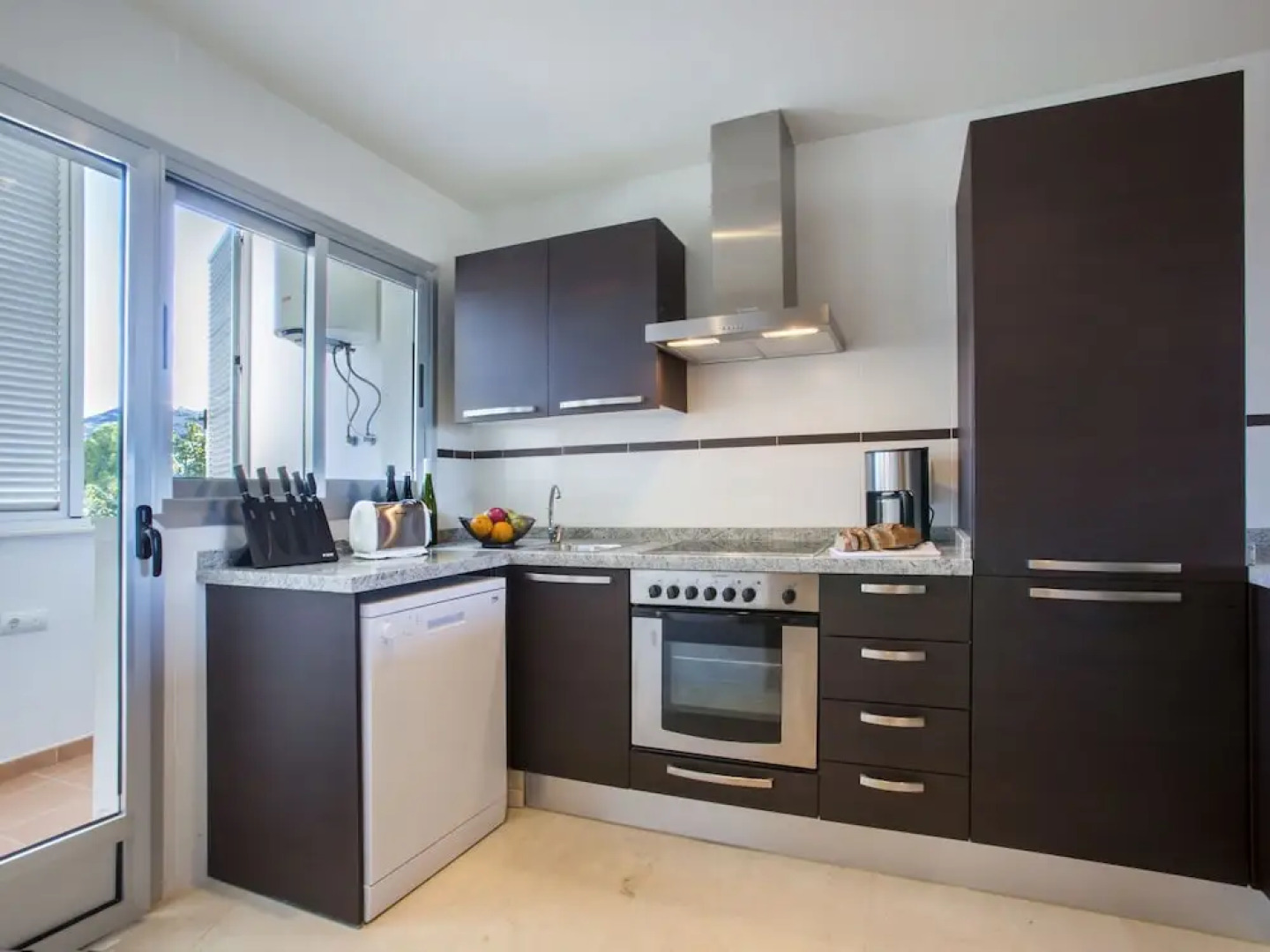 Luxury Apartment With a hot Tub, on the Monte Pego Mountain