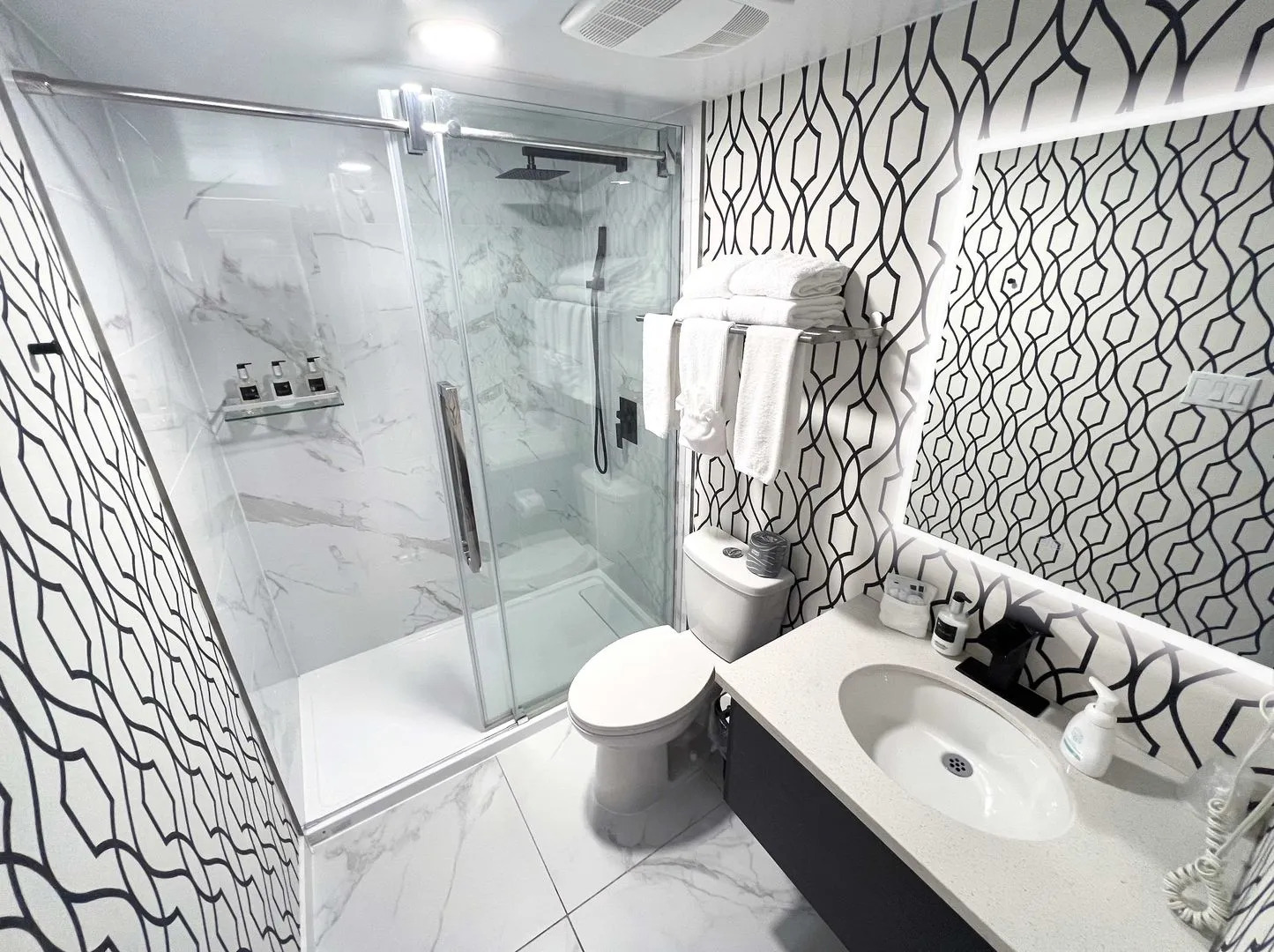 The Oceanside, a Coast Hotel