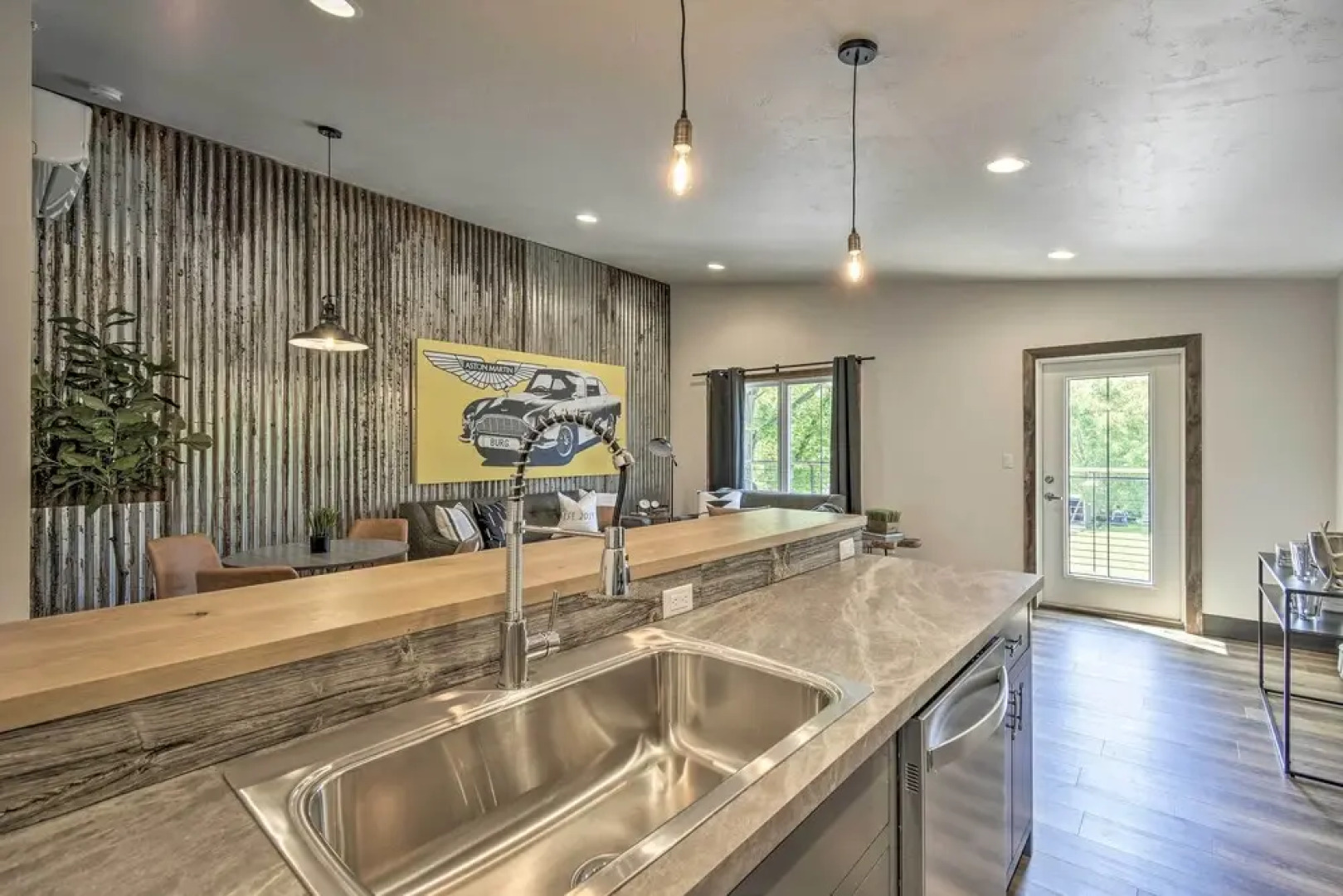 Modern Townhome w/ Deck - 1/2 Mi to Elkhart Lake!