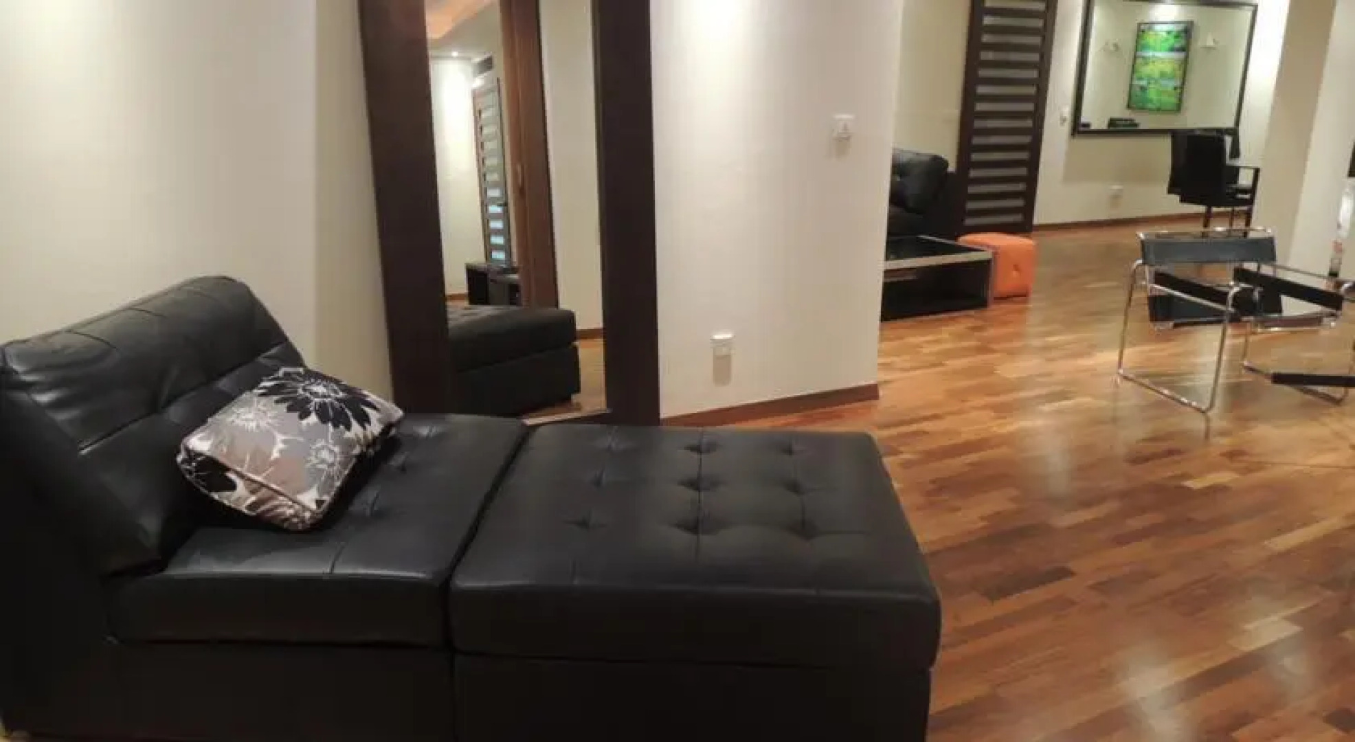 Julia Court 2 Apartment