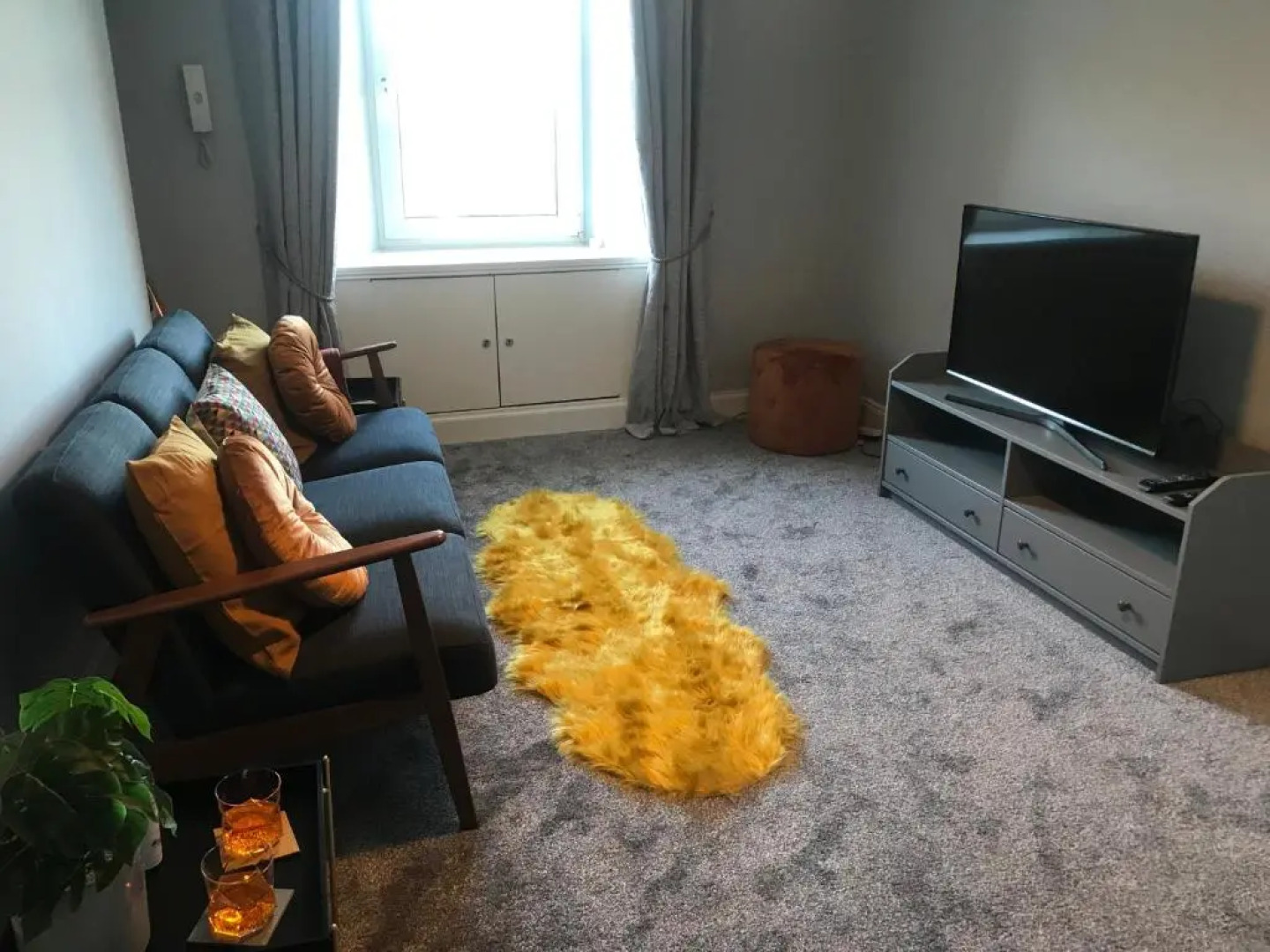 Fantastic 2 bed flat in Dunblane High Street