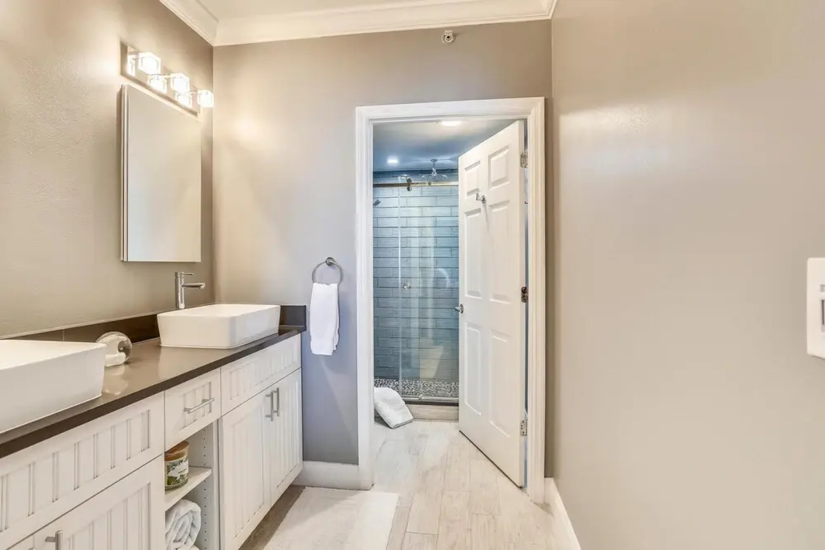 Tides 363 Luxurious Pools/hot Tubs/grills-beautiful Gulf Views