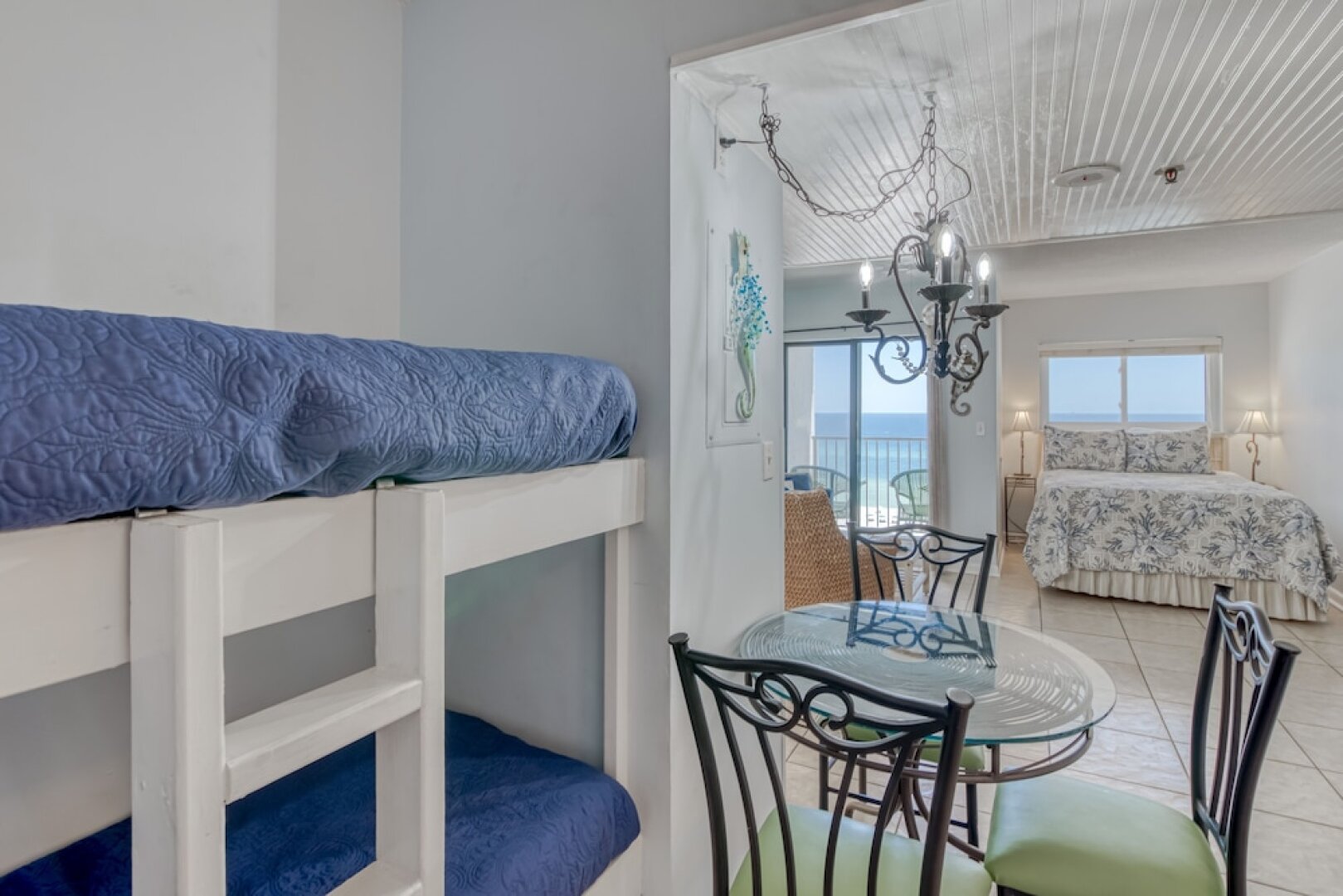 Royal Gulf Beach & Racquet Club 5802 Condo by RedAwning