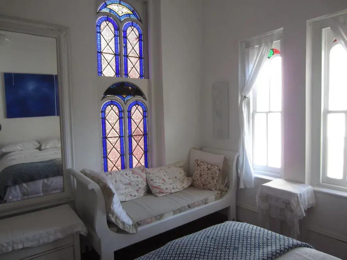 Church Des Artistes Guest House