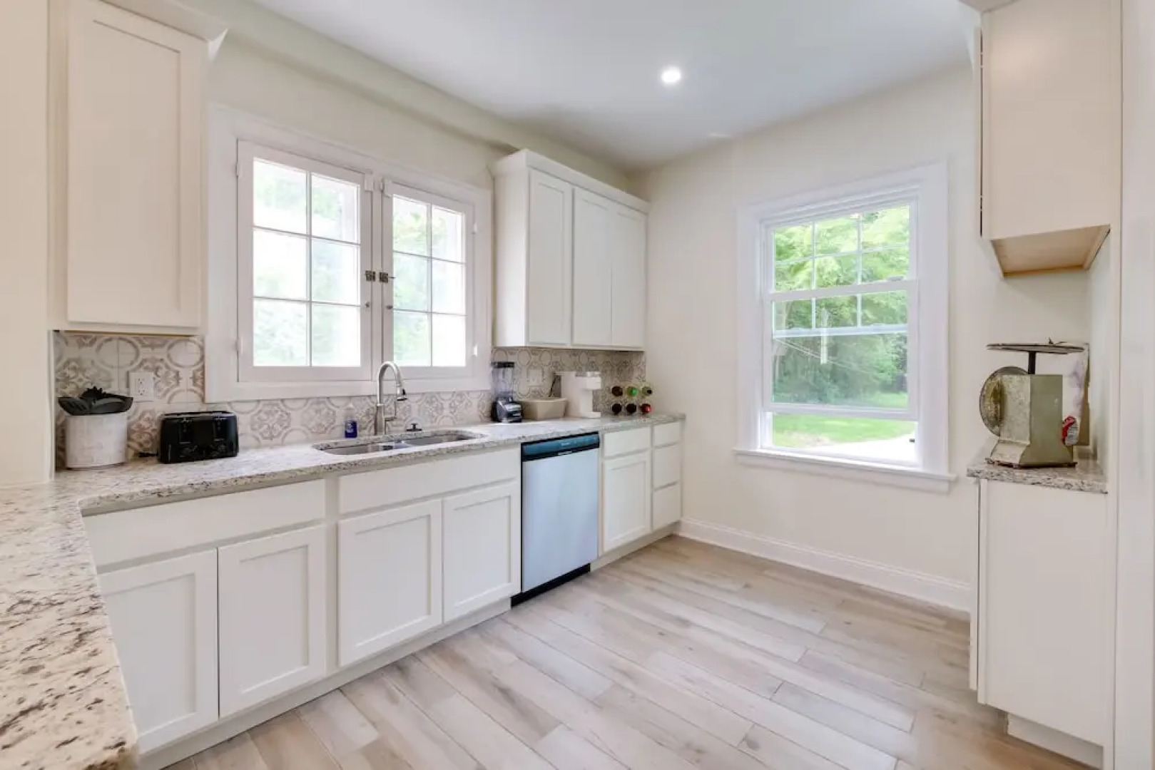 Cleveland Heights Retreat: Close to Everything!