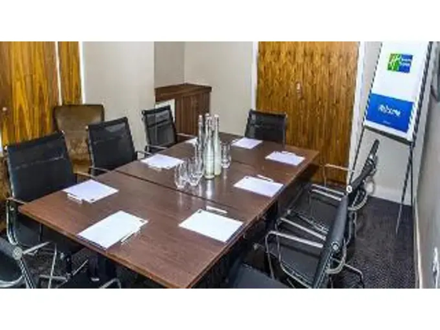 Holiday Inn Express Liverpool Hoylake