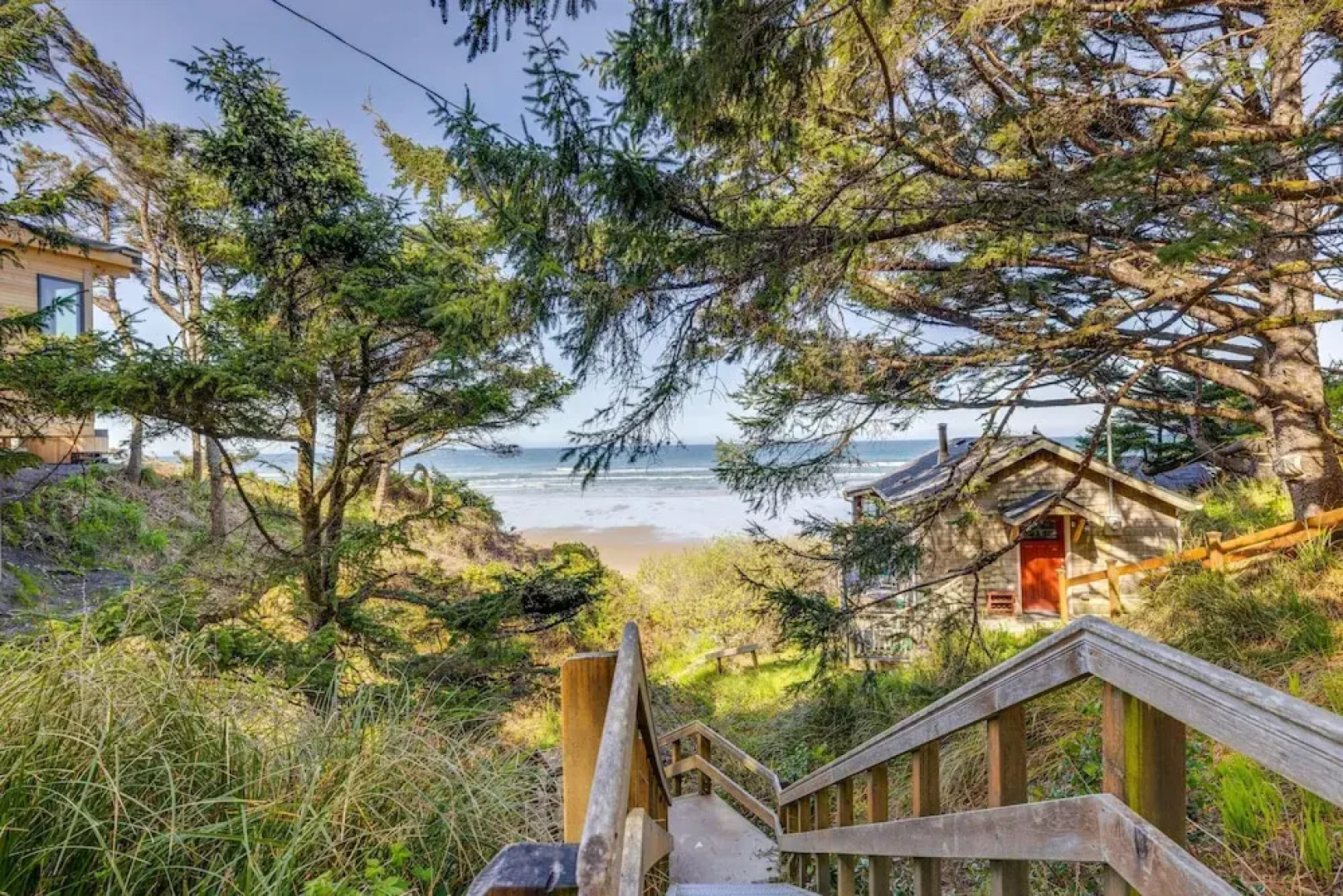 Lovely Cannon Beach Vacation Rental w/ Hot Tub