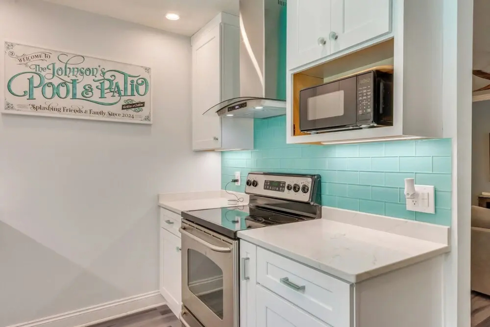 Swim, Golf & Relax: Family-friendly Pensacola Gem