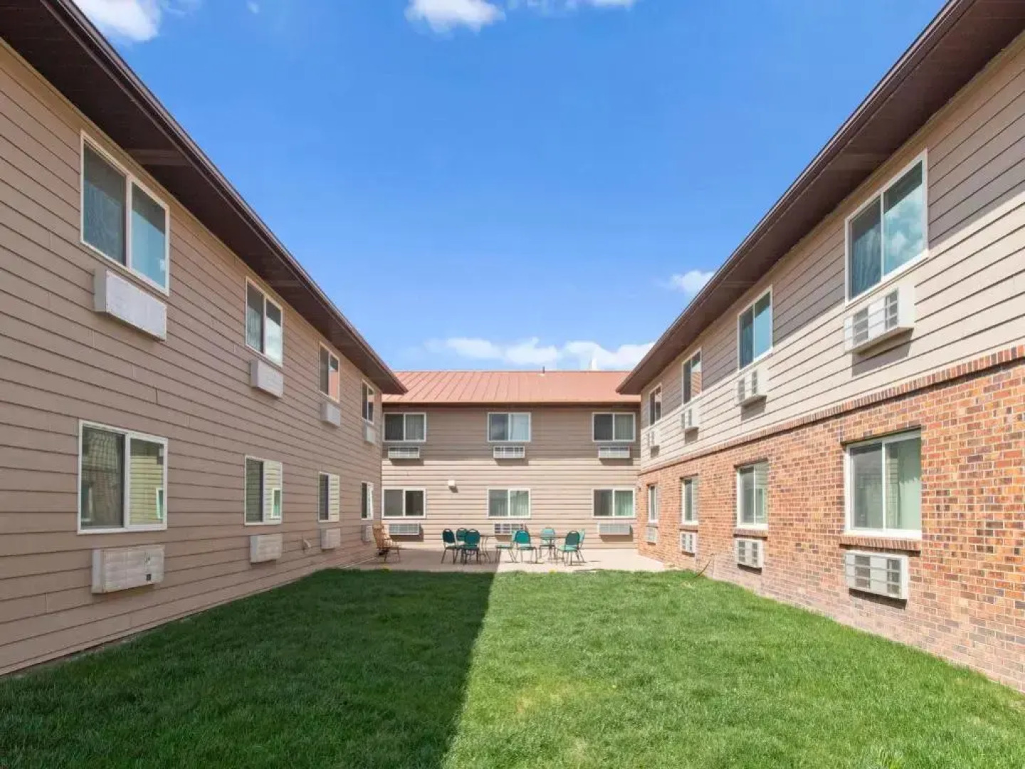 Super 8 By Wyndham Ogallala