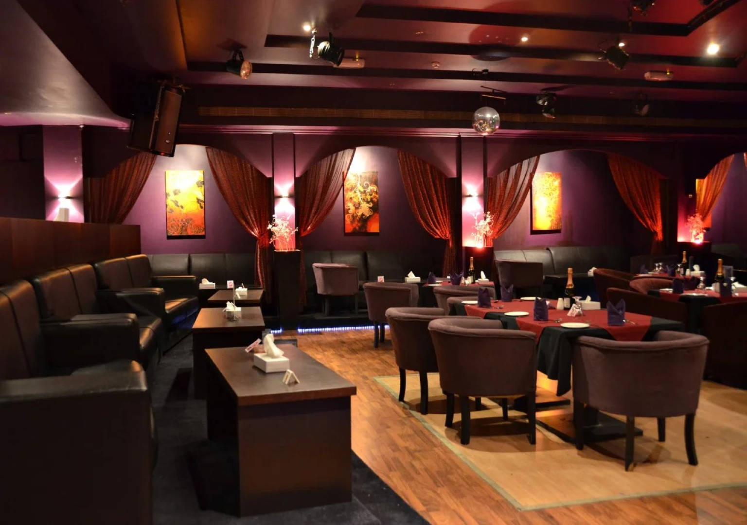 Pars International Hotel