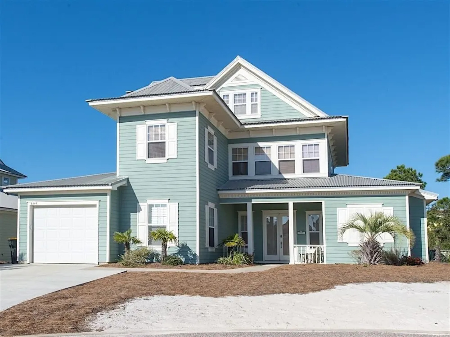 Coquille at Martinique on the Gulf by RedAwning