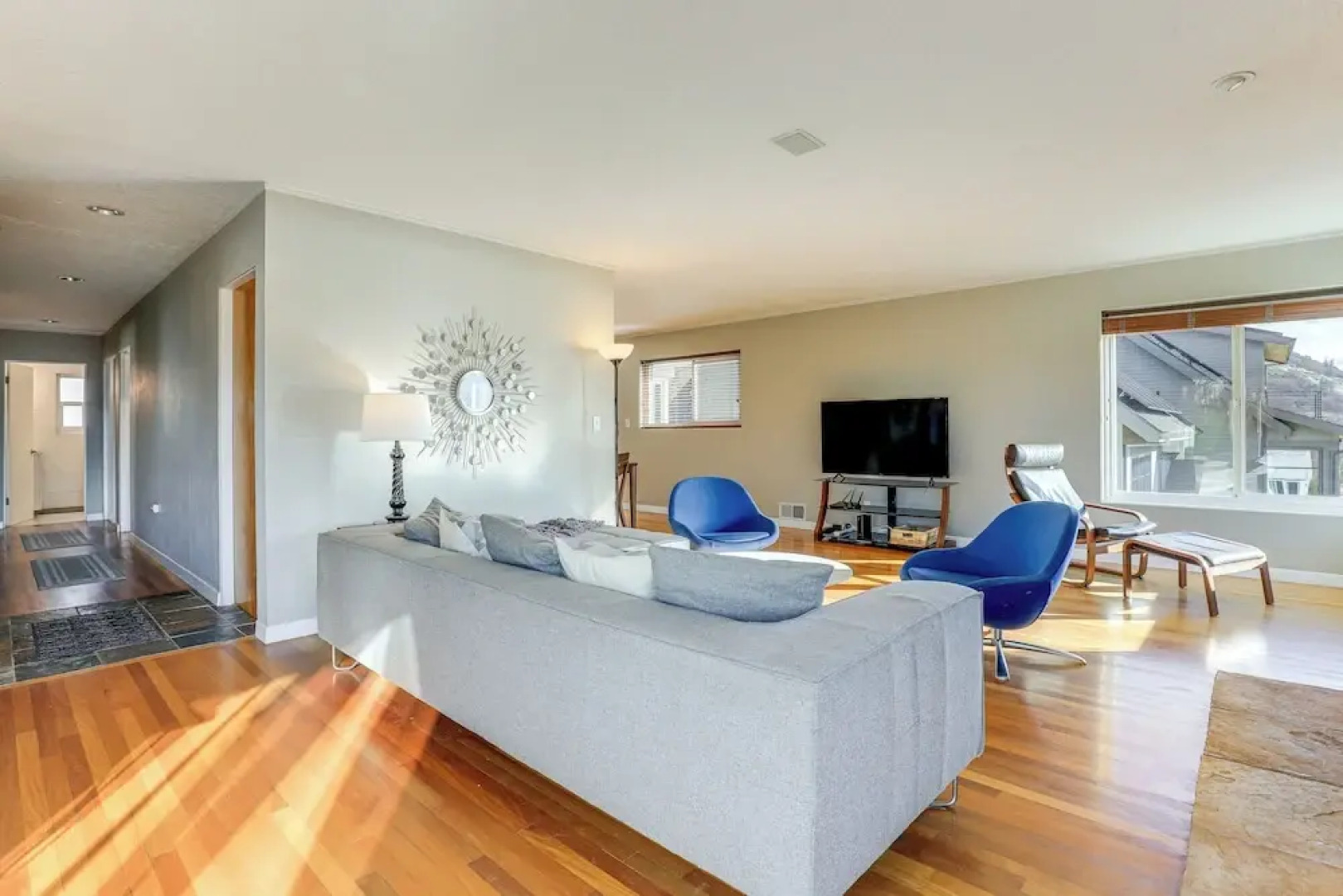 Outdoor Adventurer's Oasis in White Salmon