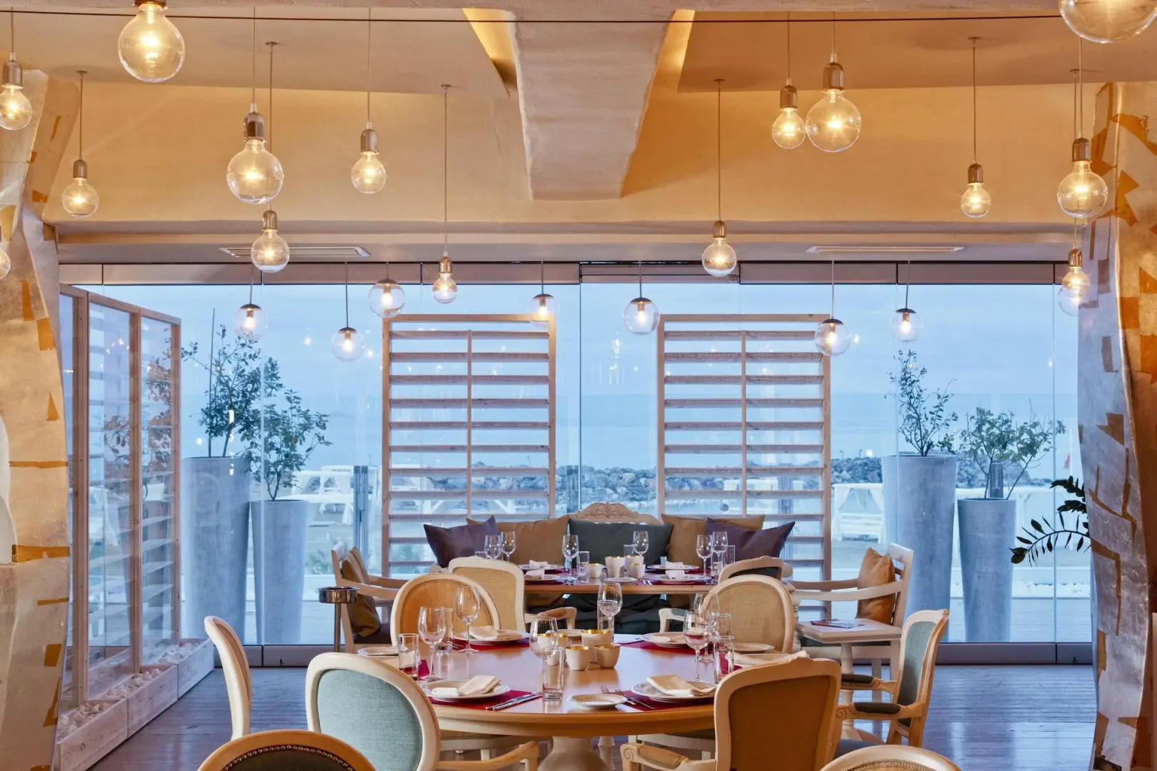 Knossos Beach Bungalows & Suites