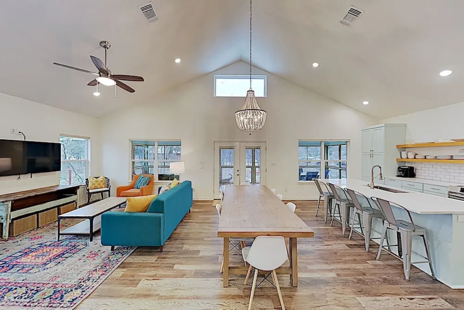 1328 Contour Dr Home