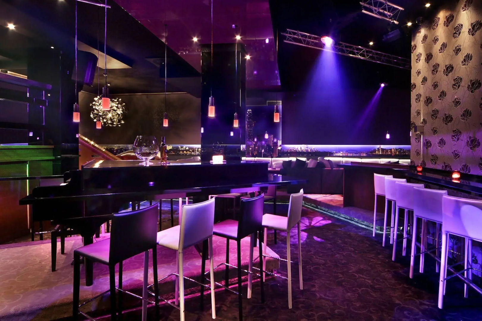 City Avenue Hotel by HMG