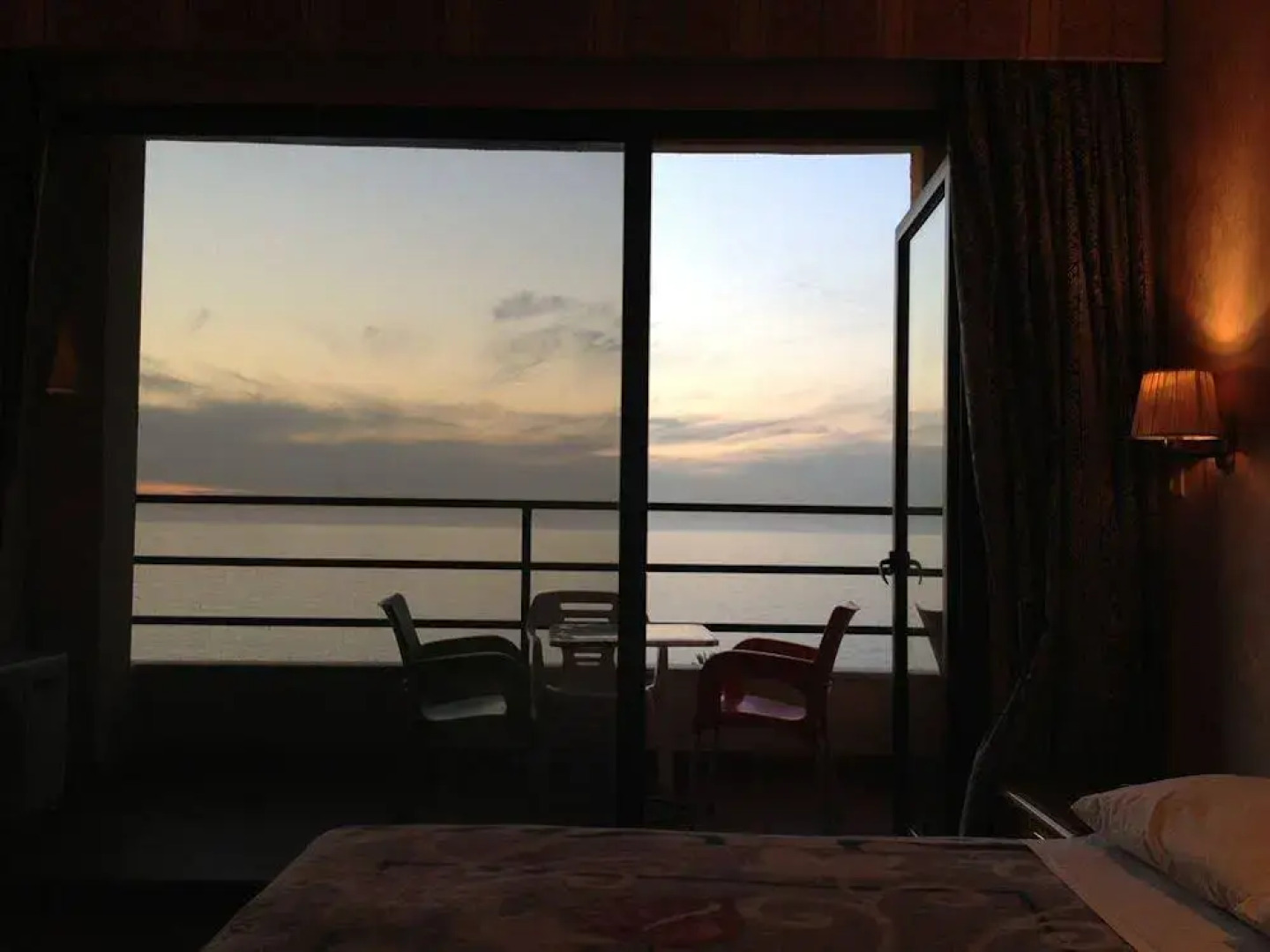 Aquarium Hotel & Resort