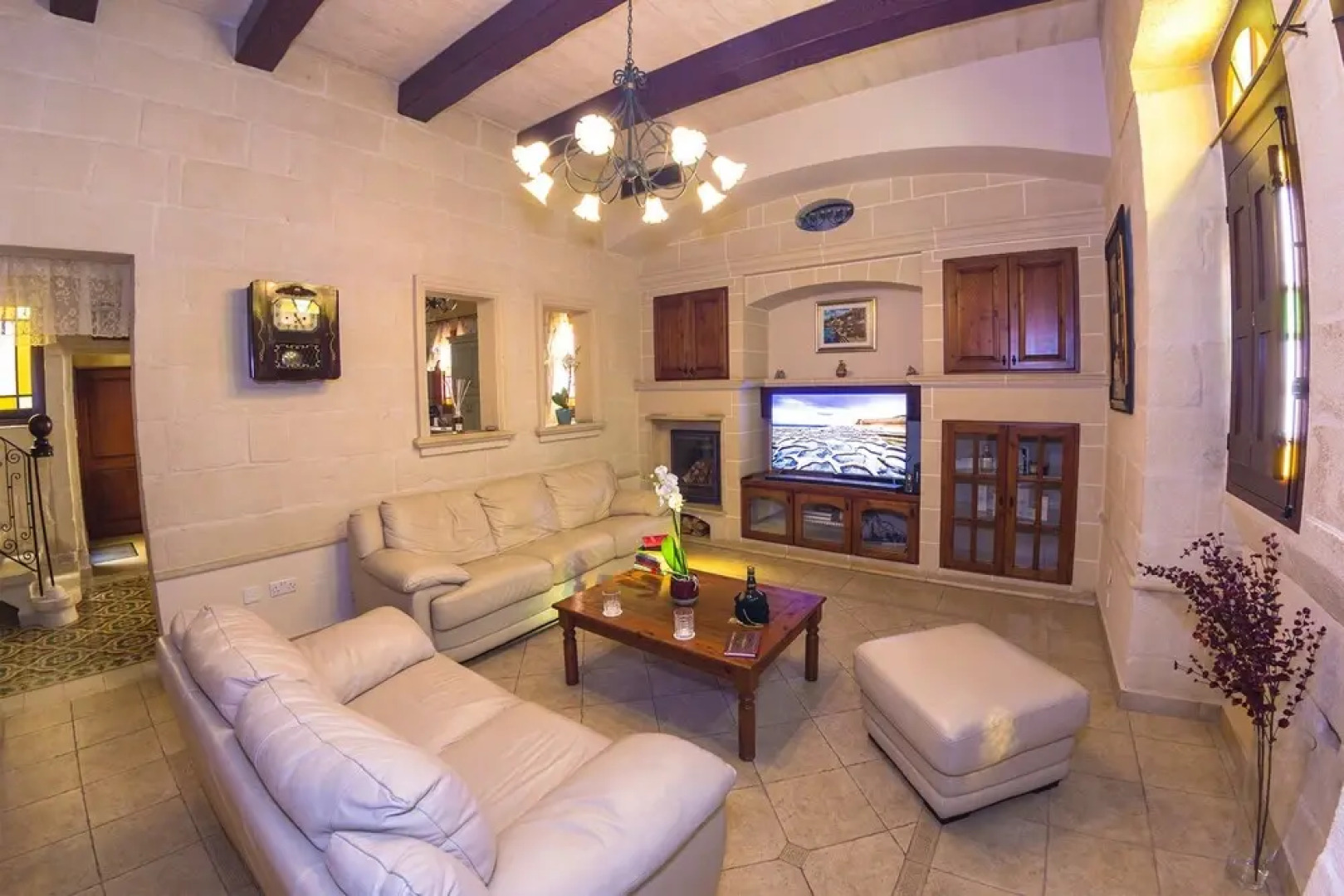 Tieqa Hamra Charming House