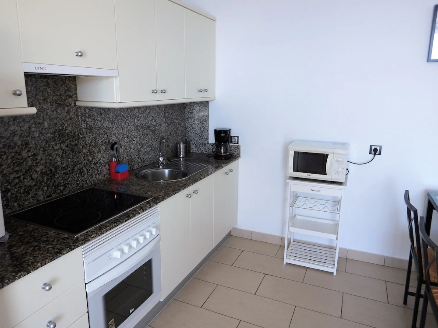 Apartment Poris with Sea View and Pool